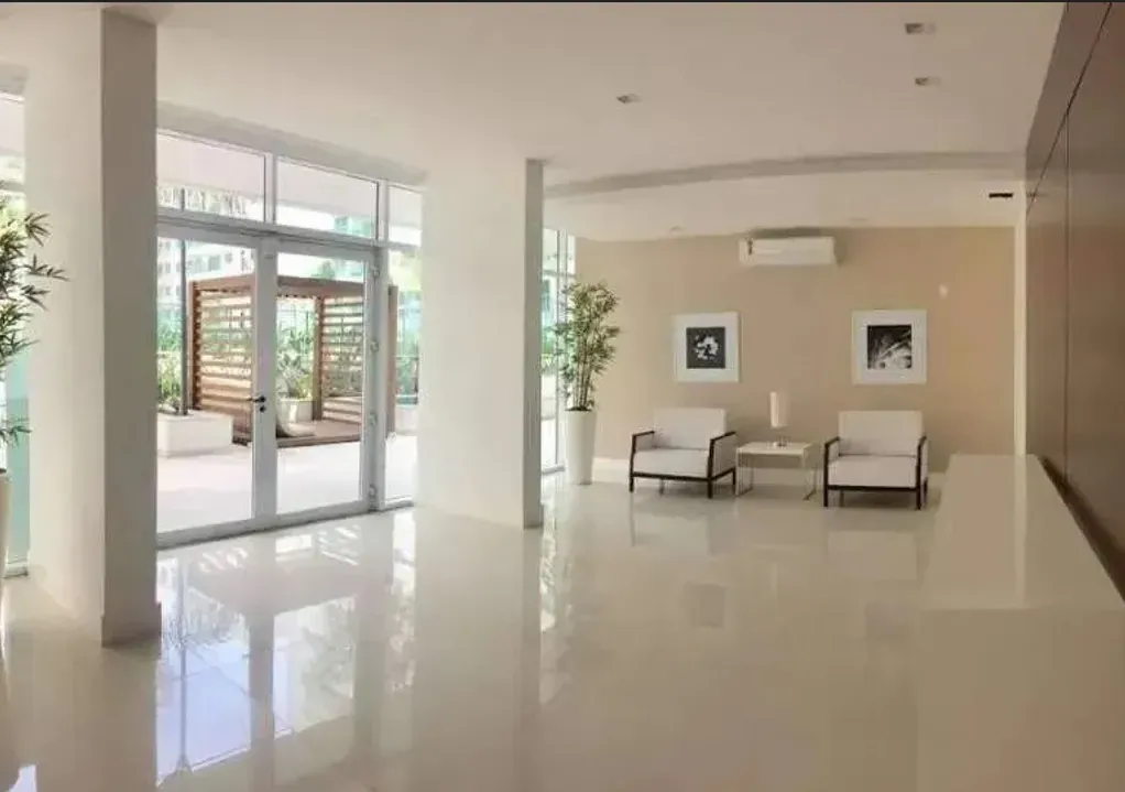 Vista a la montaña y 2 dormitorios: departamento de 82 m² — photo 29