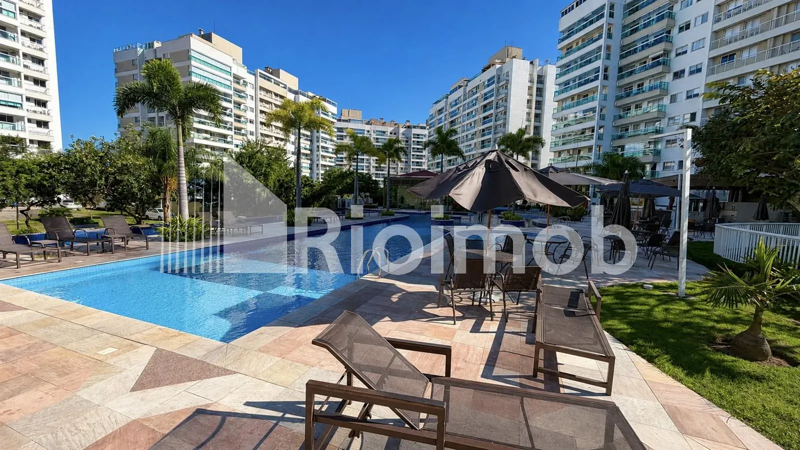 Apartamento com cozinha integrada e 4 quartos — photo 37