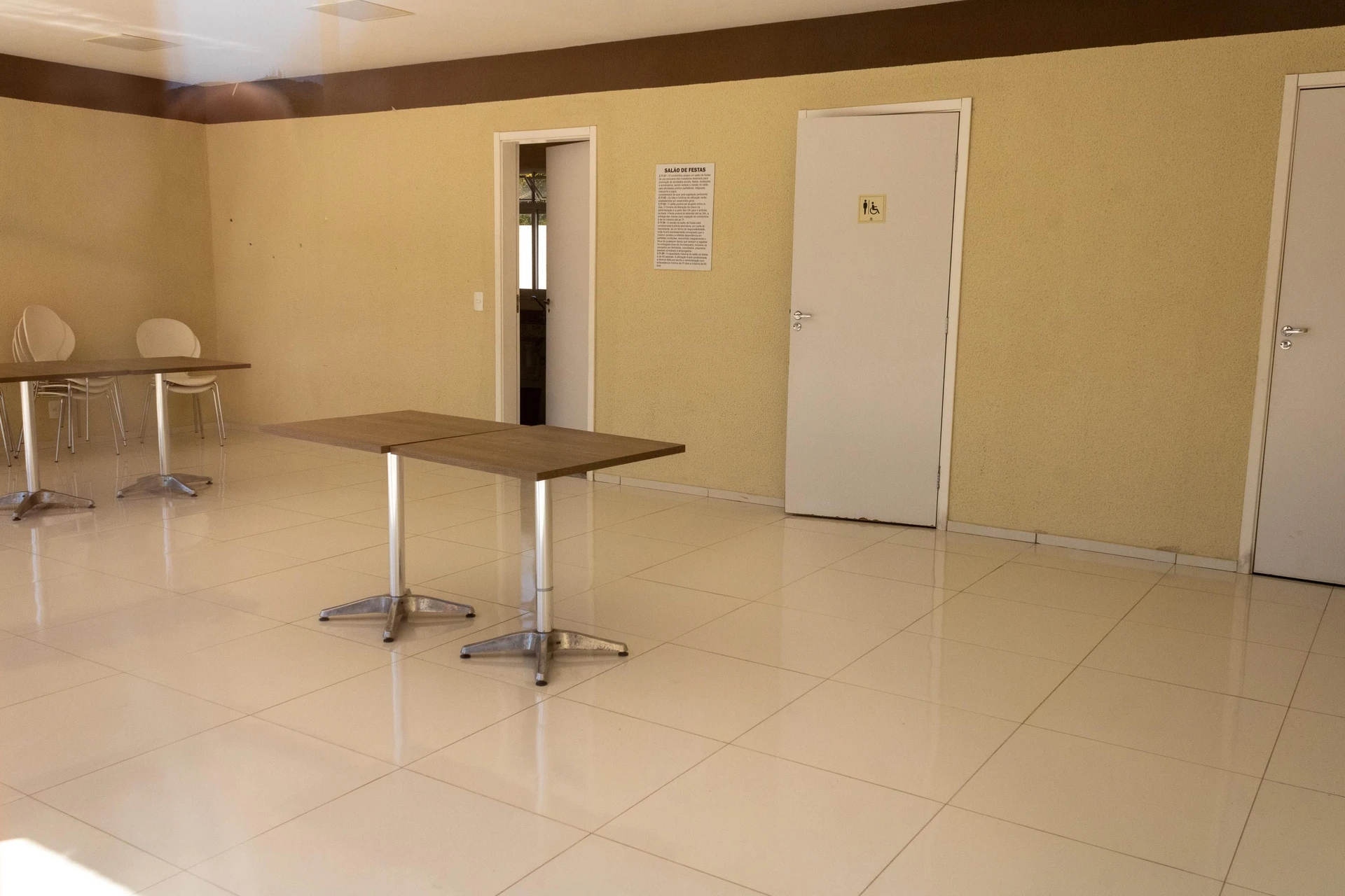 Apartamento de 2 quartos em condomínio com academia — photo 42