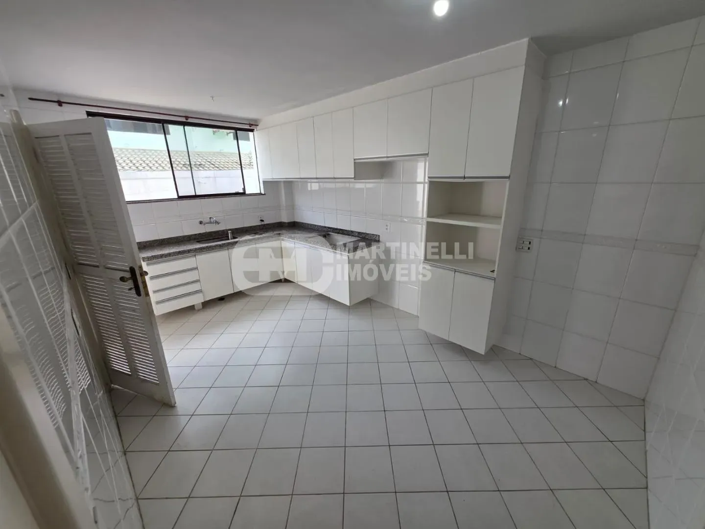 House, 267 m², with a grill on the balcony — photo 2