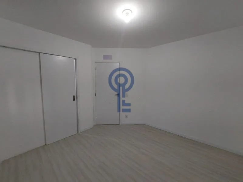 Apartamento de 2 dormitorios con 68 m² y 2 plazas — photo 6