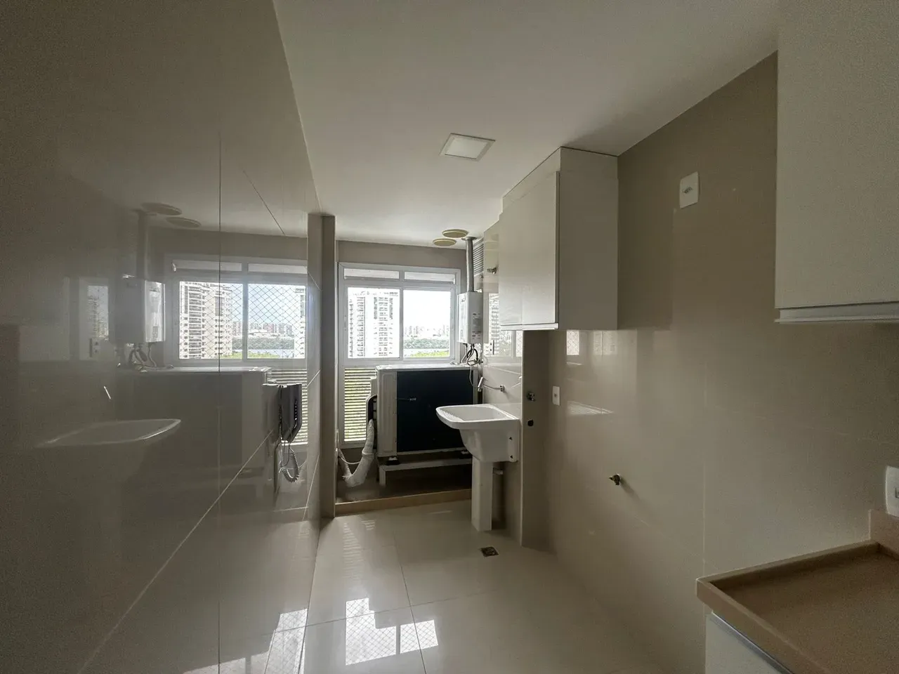 Apartamento de 2 quartos com varanda e cozinha separada — photo 10