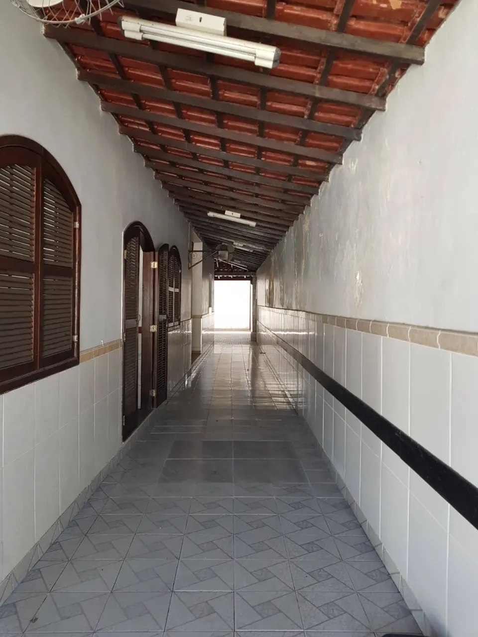 Commercial house with 1 bedroom and 2 bathrooms — photo 19