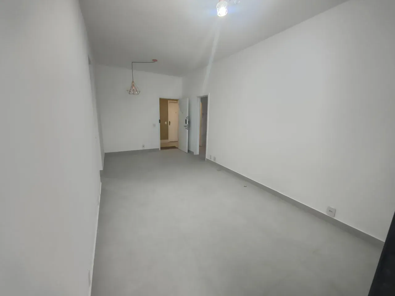 2-bedroom apartment in a building with a gym