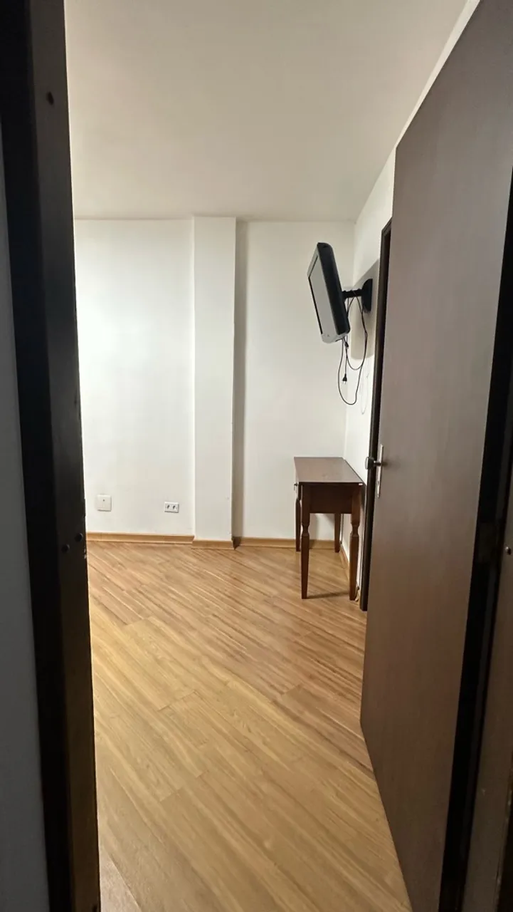 2-bedroom apartment with wood or laminate floors — photo 14