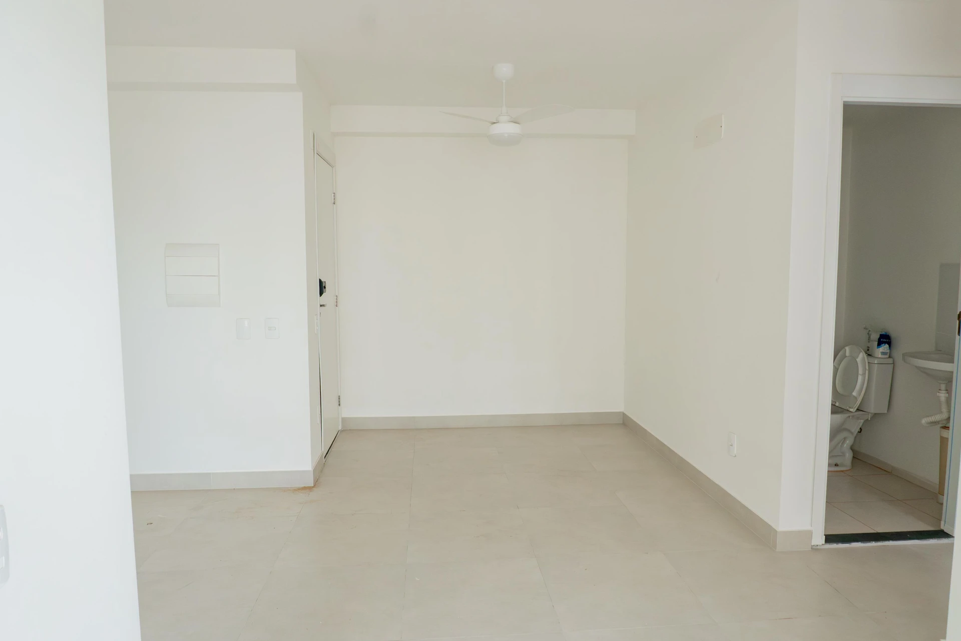 2-bedroom apartment in a building with a sauna — photo 37