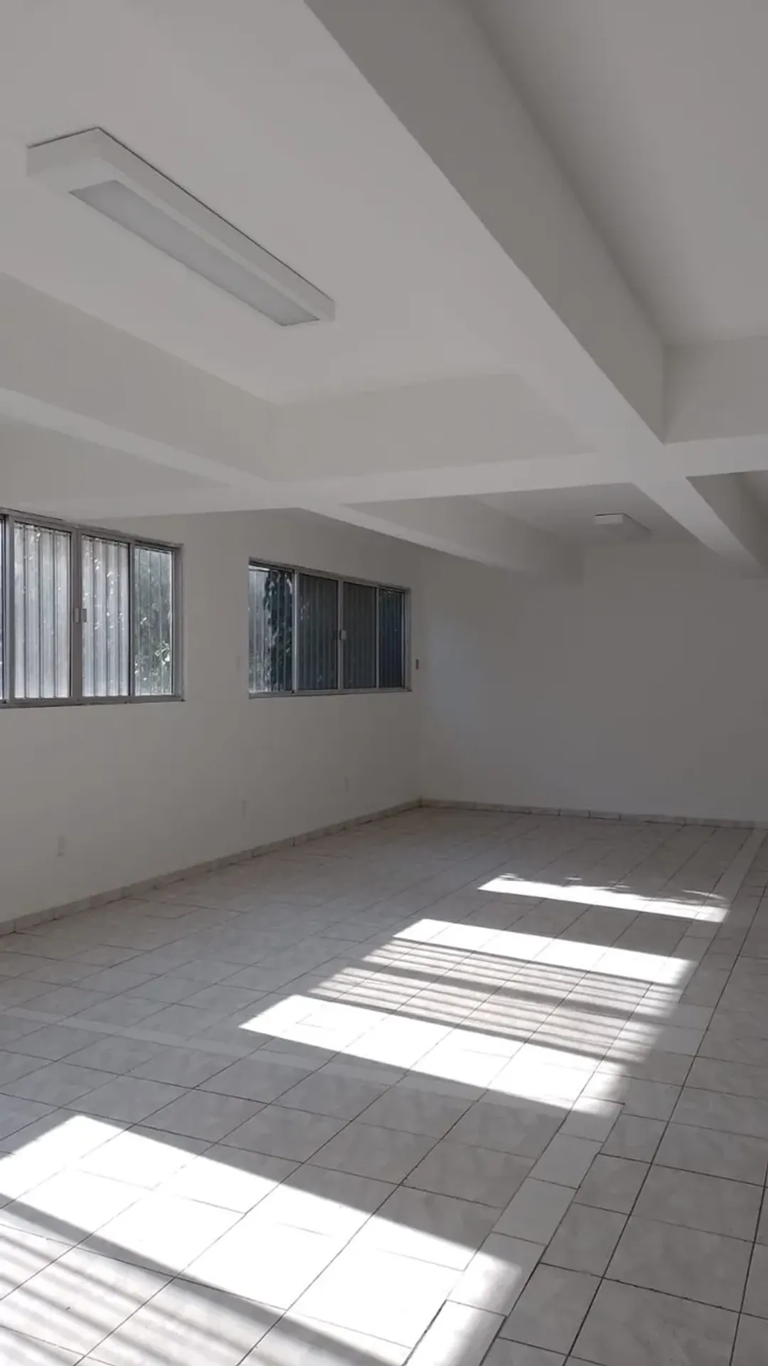 Casa com 8 quartos, 4 banheiros e 10 vagas — photo 3