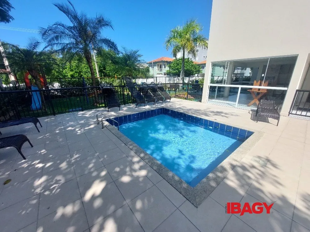 Apartamento amueblado con 2 dormitorios y 72 m² — photo 26