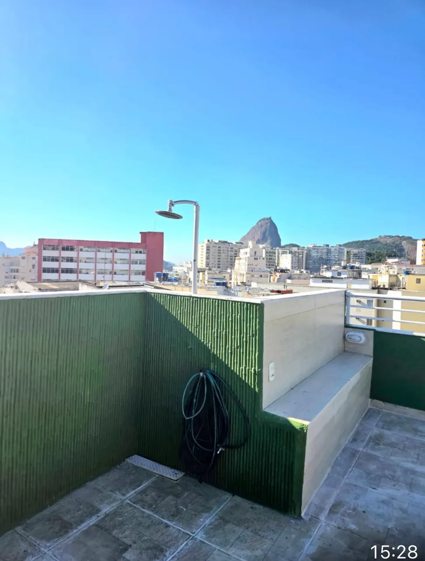 Unfurnished 3-bedroom apartment with terrace views — photo 5