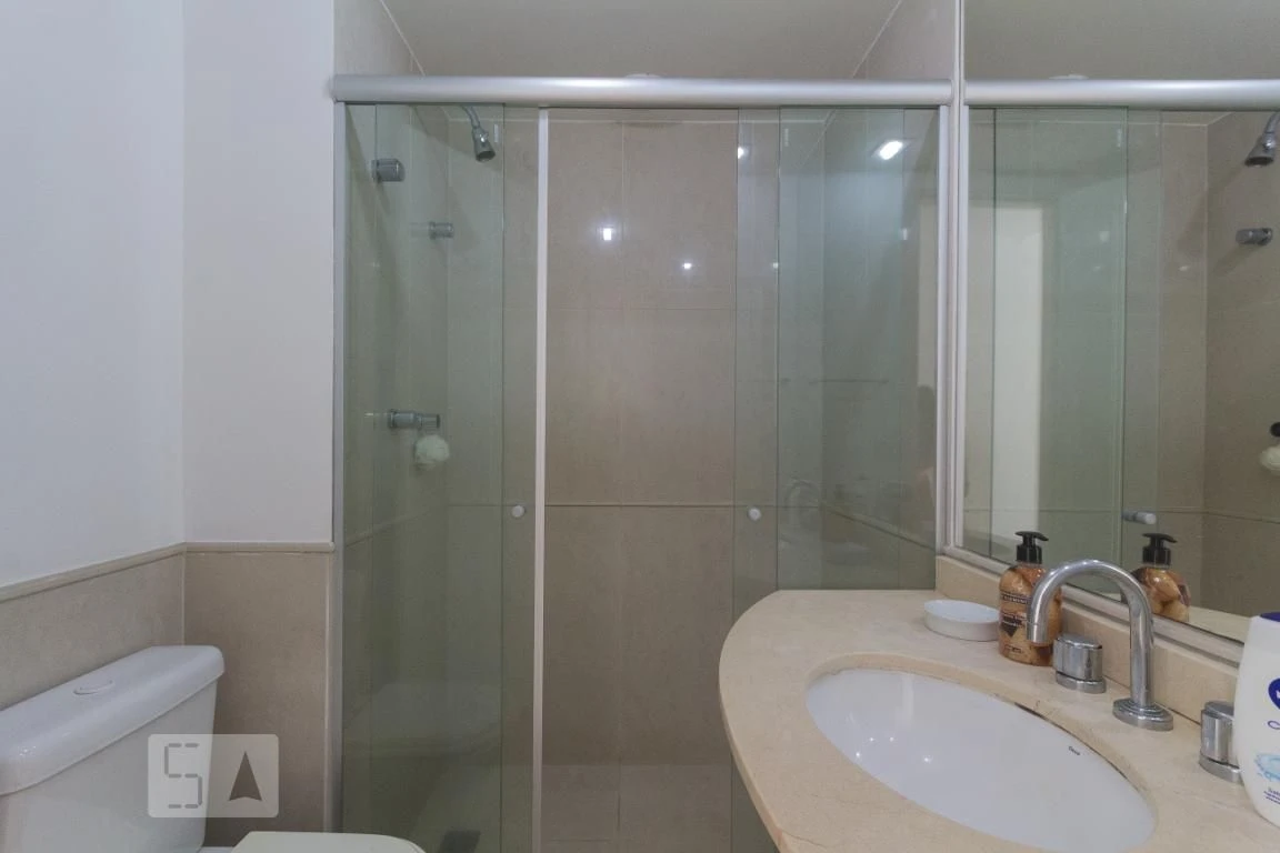 Furnished apartment with 2 en-suites and a balcony — photo 48