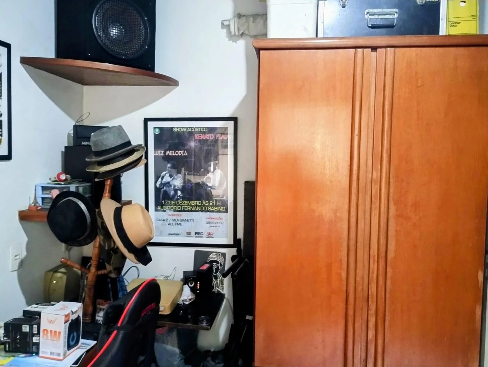 Furnished 2-bedroom apartment with a closed gas kitchen — photo 11