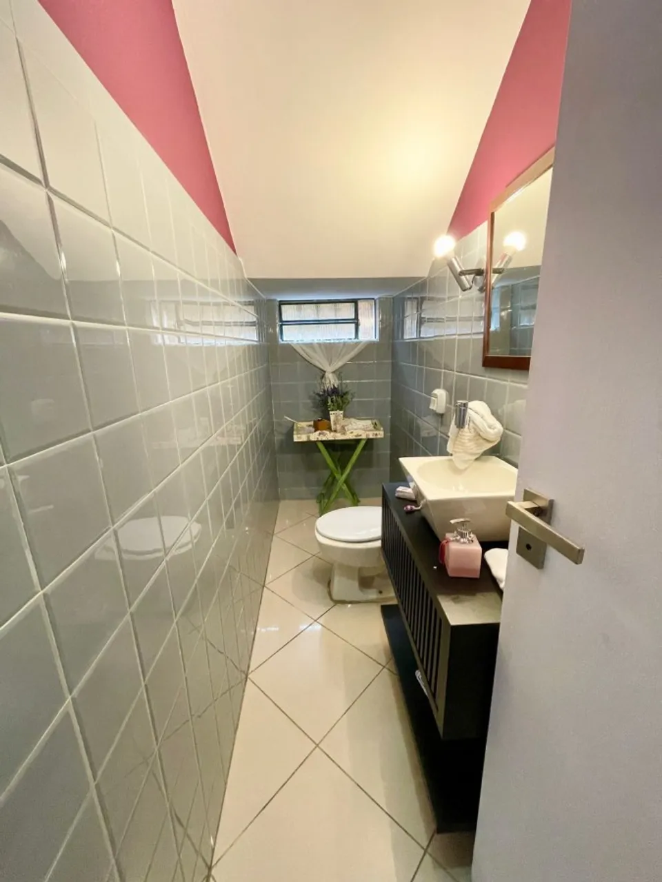 450 m² house with 4 bedrooms and 4 bathrooms — photo 3