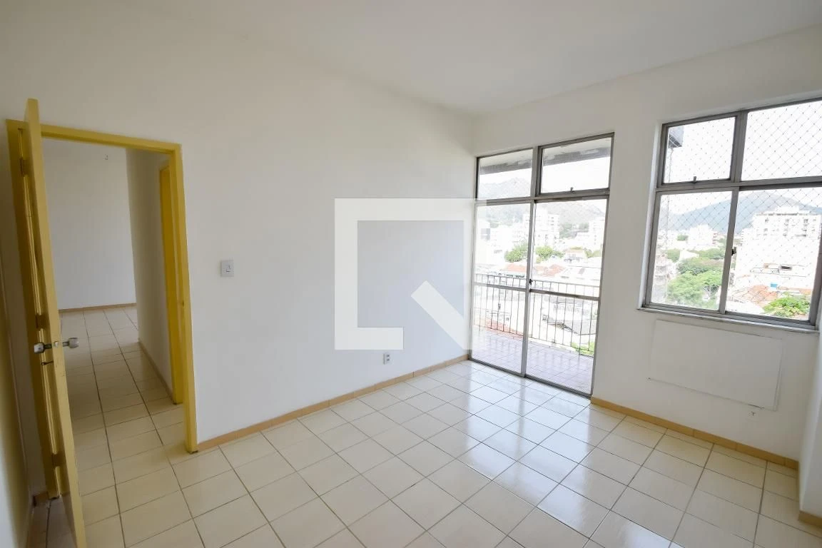 3-bedroom apartment with a mountain view in Rio de Janeiro — photo 40