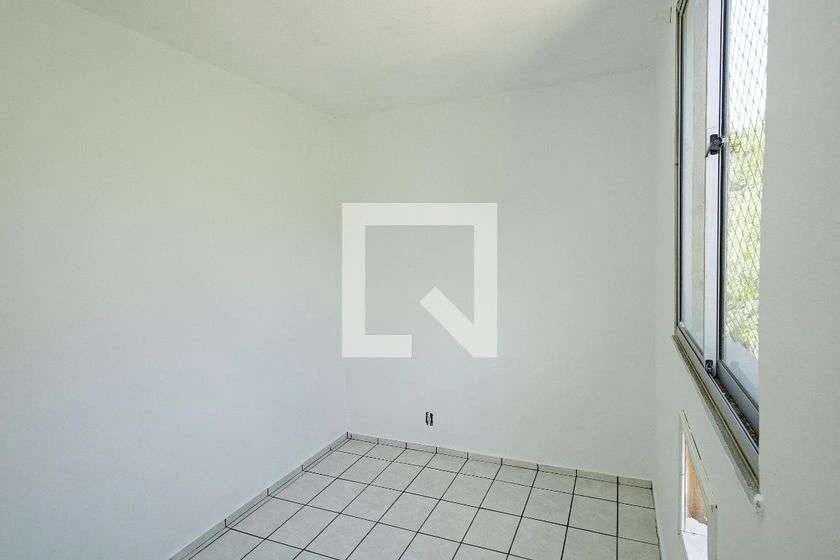 46 m² rental apartment with 2 bedrooms and glass shower — photo 13