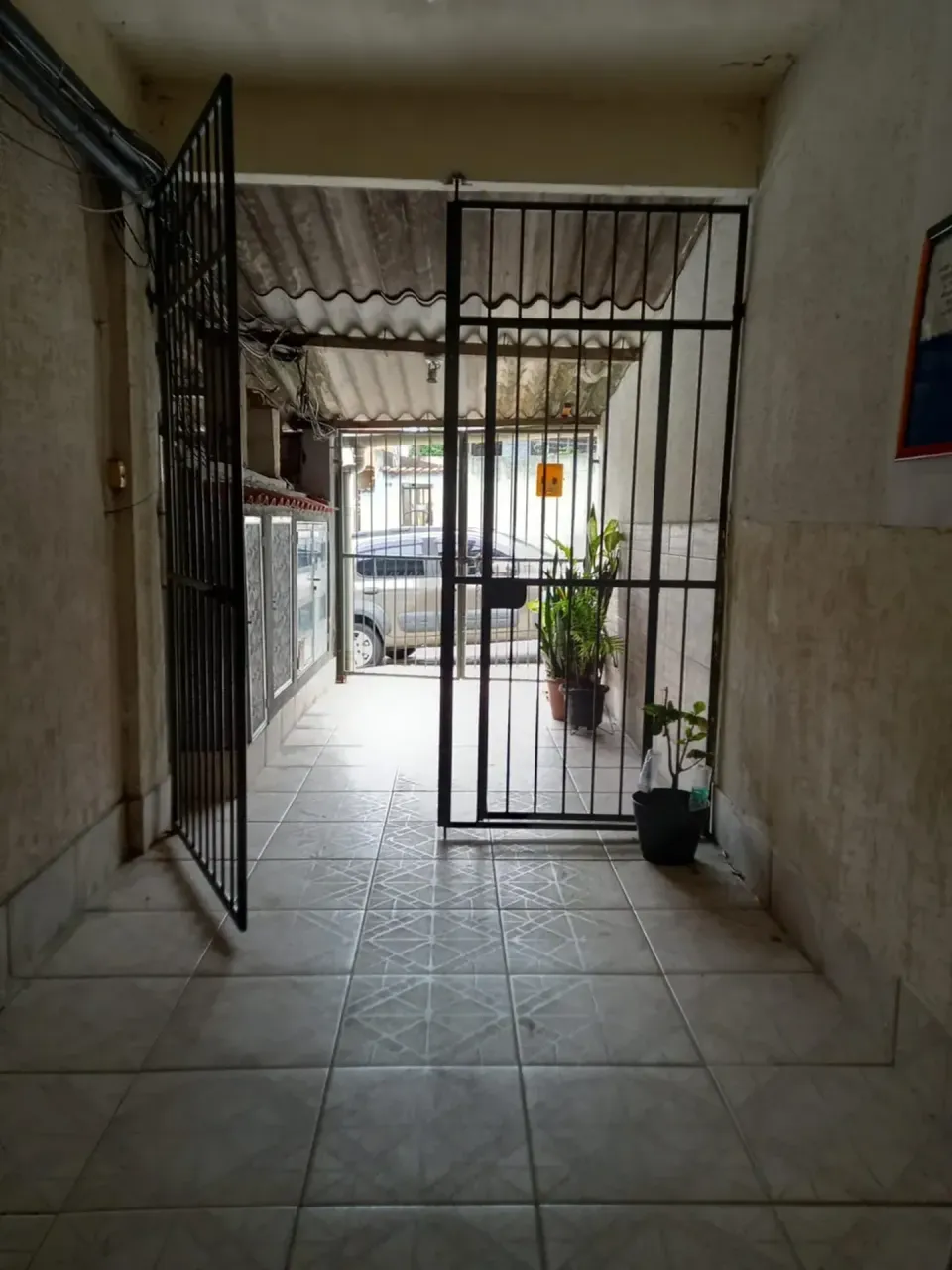 Unfurnished 70 m² apartment with 2 bedrooms and balcony — photo 12