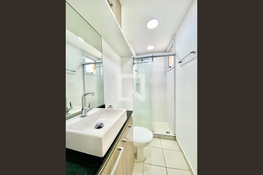 Apartamento de 2 quartos em condomínio com piscina — photo 28