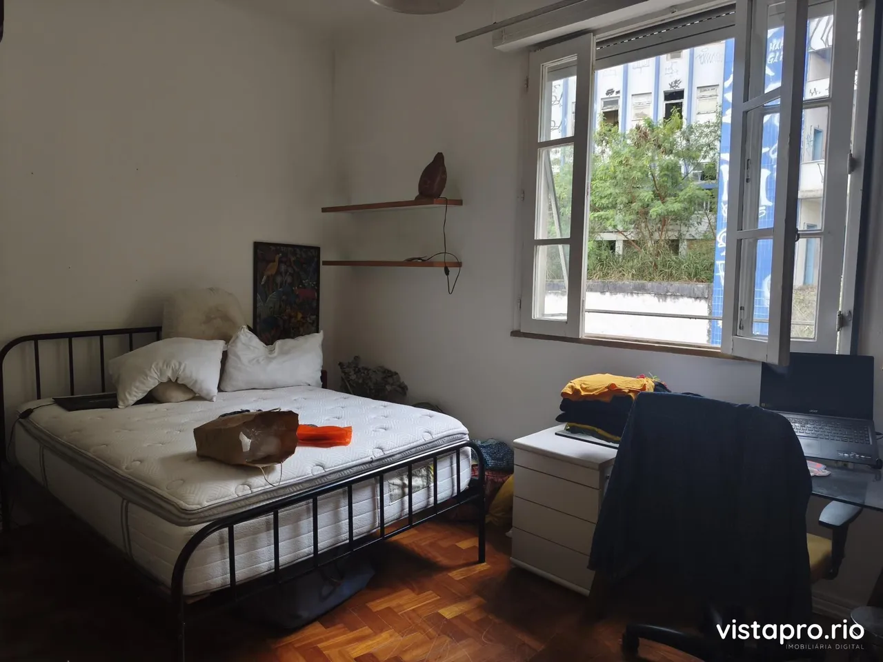 Furnished apartment with balcony and 3 bedrooms — photo 9