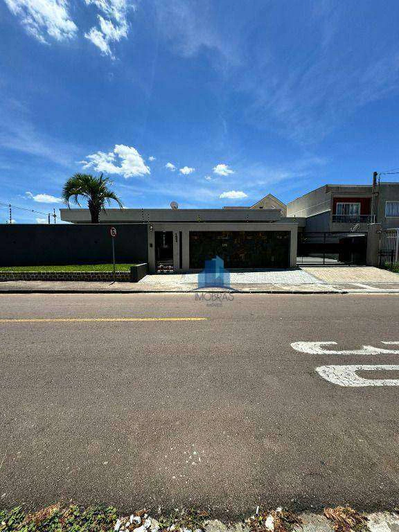 Casa de una planta con 4 dormitorios y 430 m² — photo 2