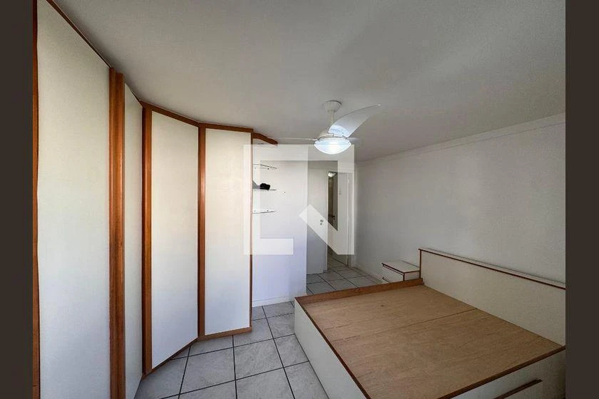 Квартира з вбудованими шафами, 2 кімнати і 130 м² — photo 8