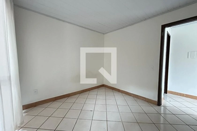 Rental house with 3 bedrooms and a private garden — photo 6