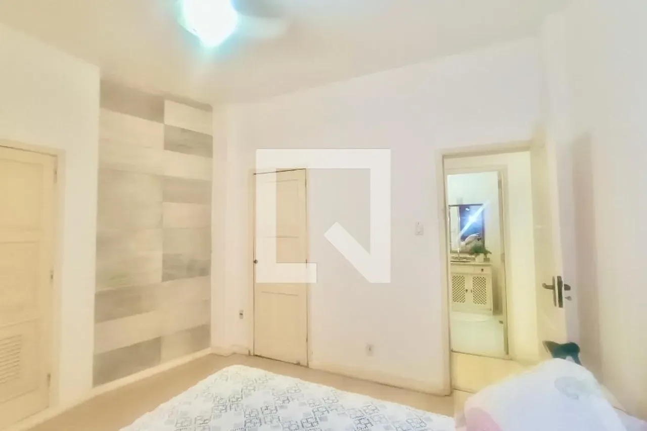 Home office in a 2-bedroom apartment, 90 m² — photo 45