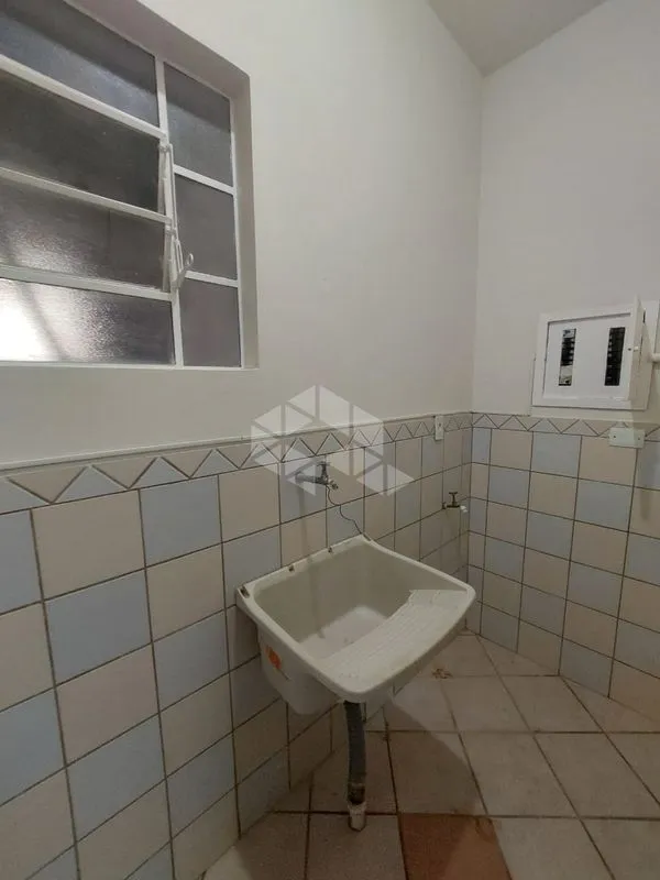 210 m² rental house with 4 bedrooms and a grilled balcony — photo 8
