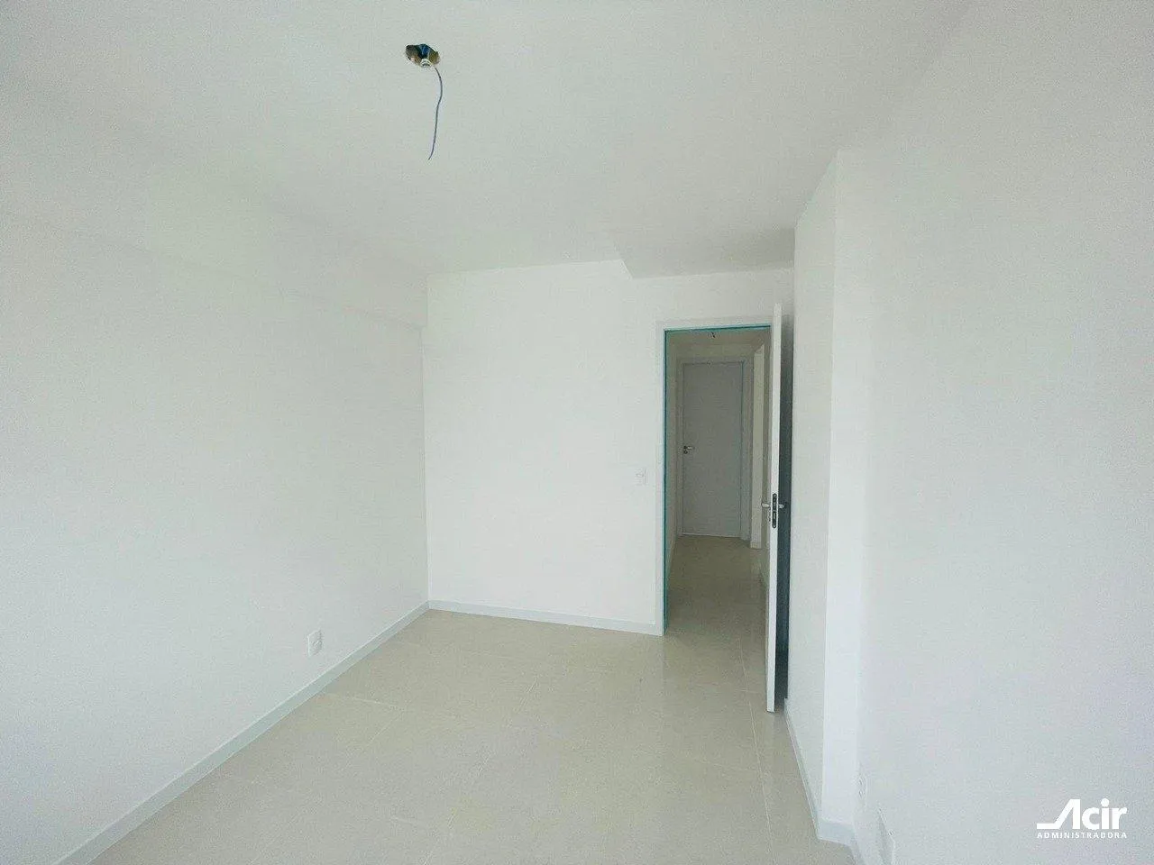 2-bedroom apartment in a building with a gym — photo 18
