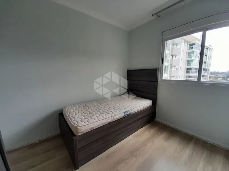 Apartamento com piso de madeira ou laminado, Itacorubi Norte — photo 24