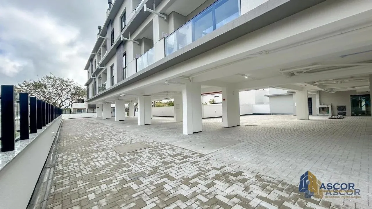 Furnished 1-bedroom apartment with open kitchen and grill — photo 23