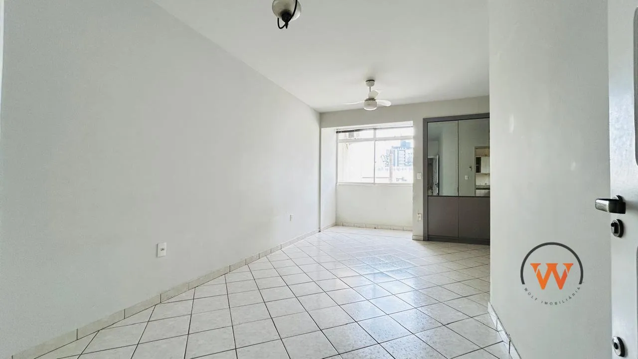 3-bedroom apartment with a separate kitchen and pets — photo 16