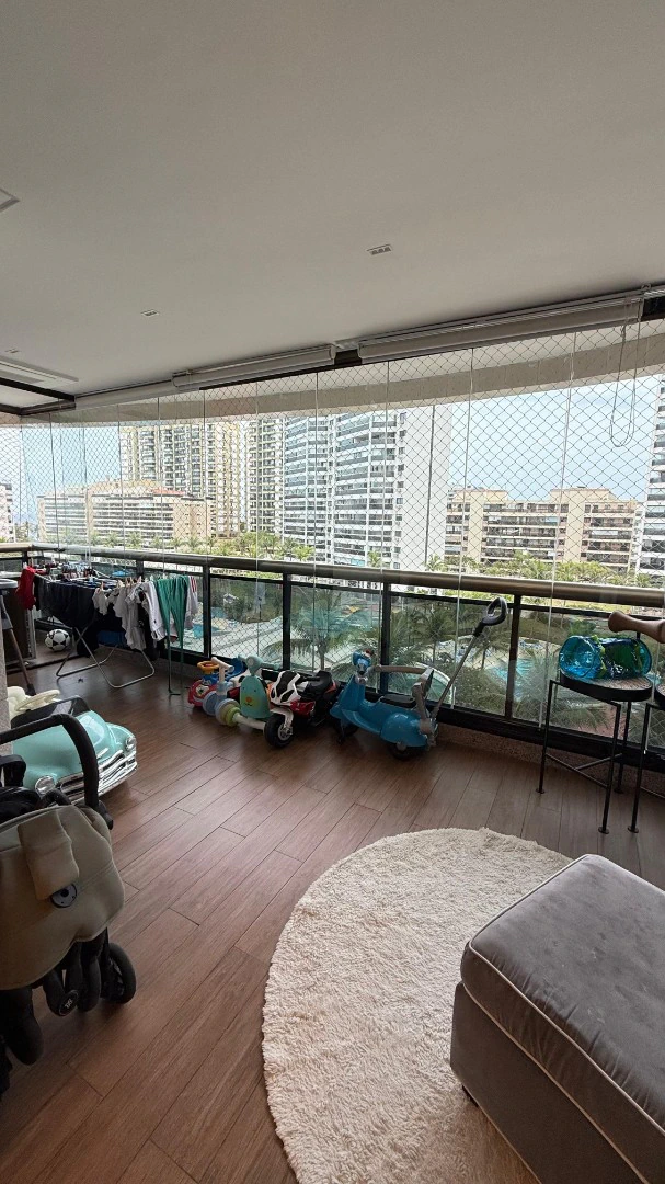 Apartamento mobiliado com 3 suítes e varanda de vidro — photo 7