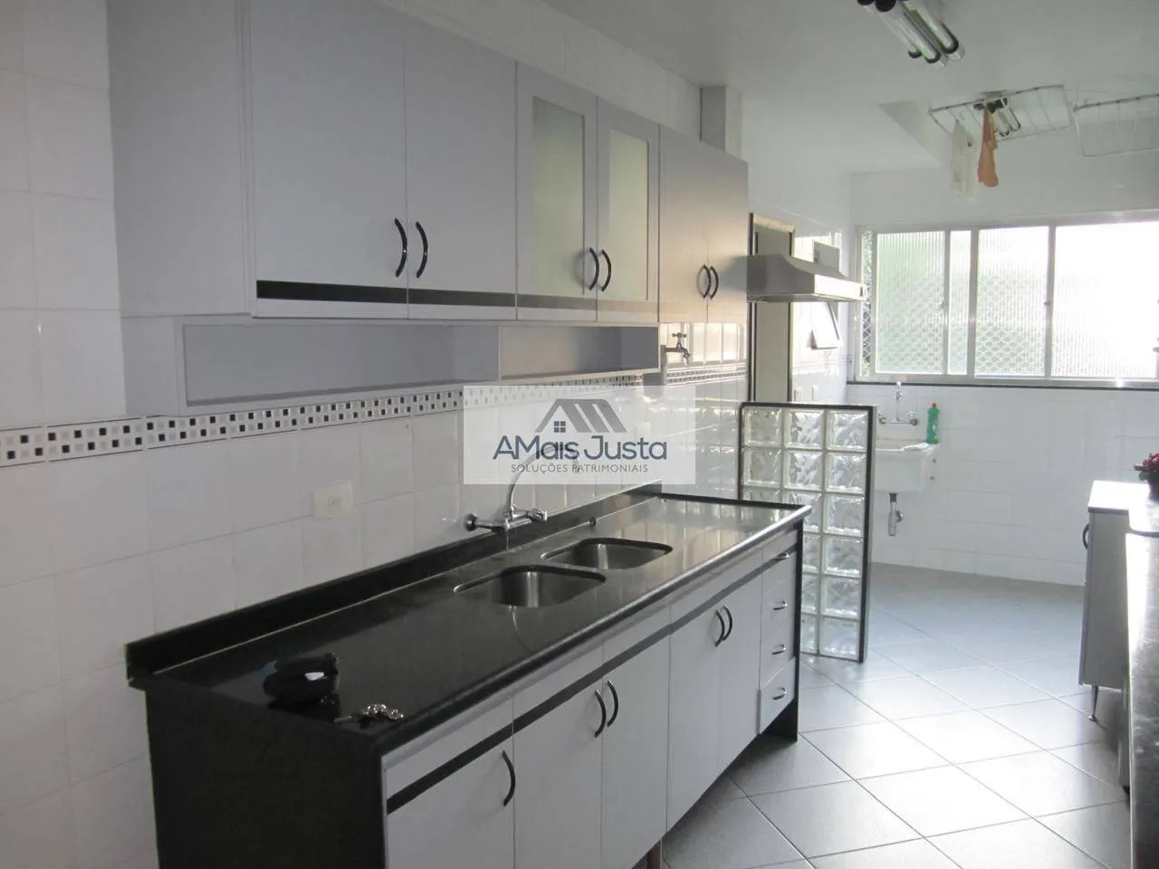 Rental apartment with 3 bedrooms and 4 bathrooms, 111 m² — photo 20