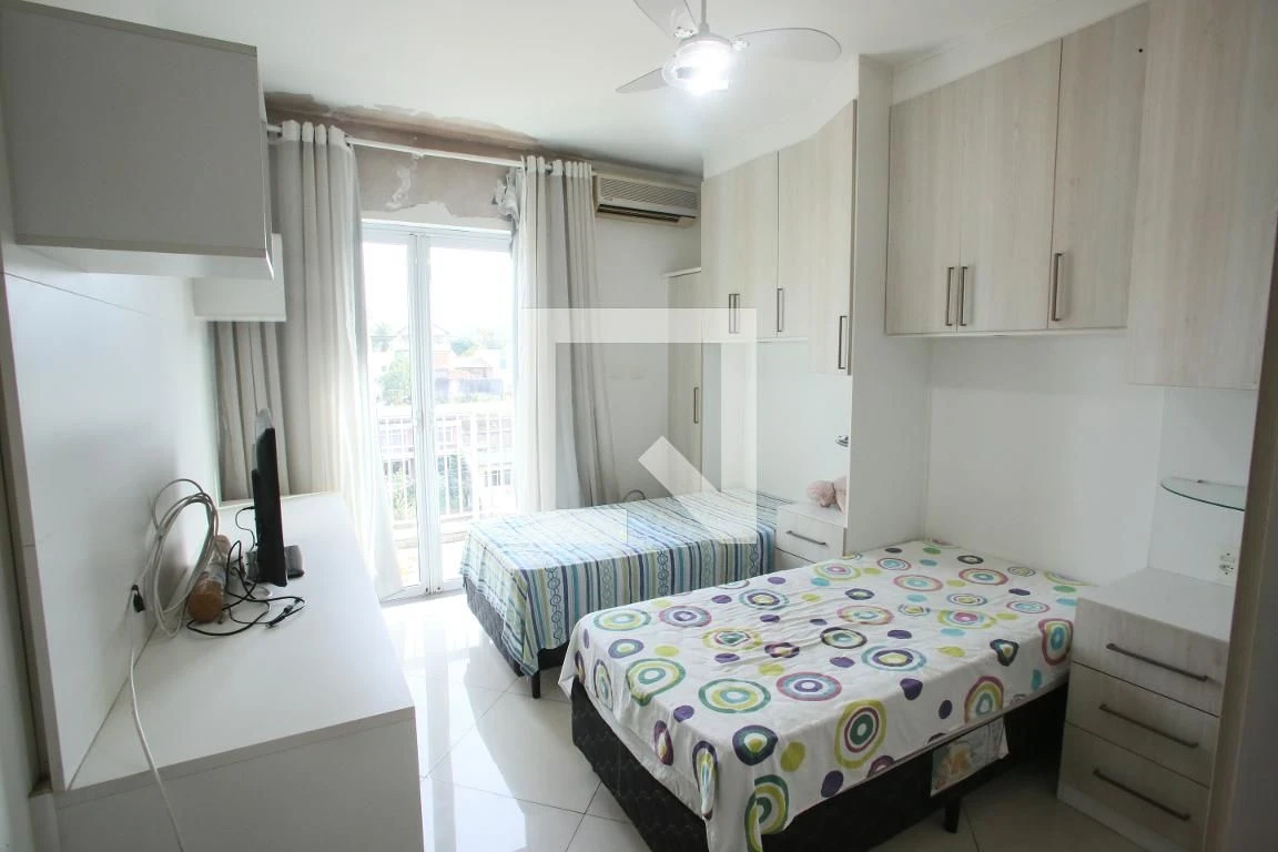 Furnished apartment with 3 bedrooms and a closed kitchen — photo 21