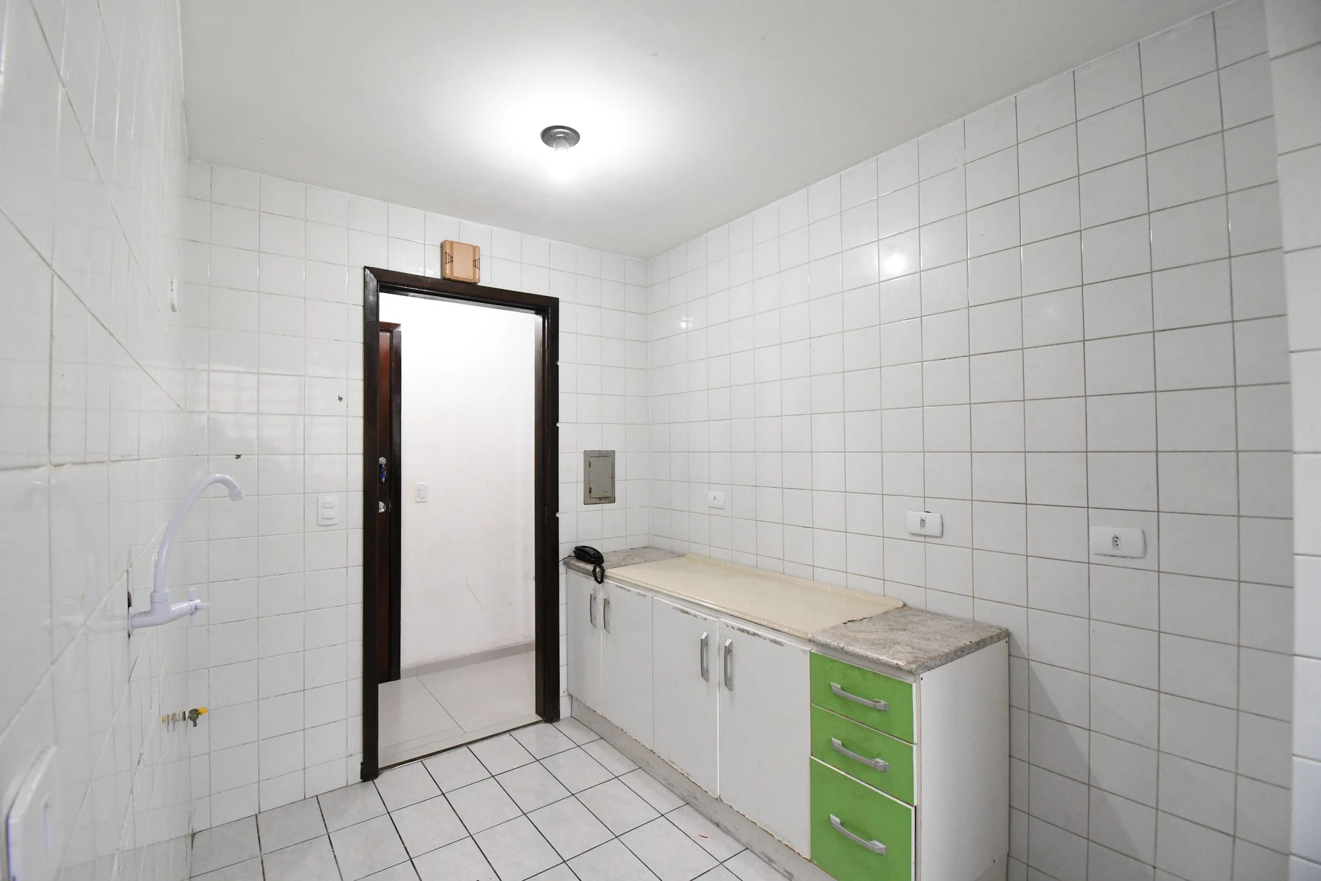 Apartment, 55 m², with a grill on the balcony — photo 9