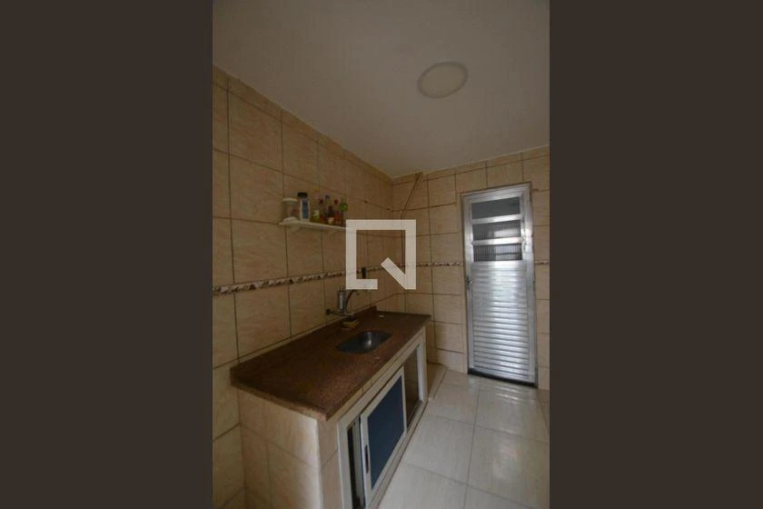 Casa de 81 m² e 1 quarto, Vaz Lobo — photo 3
