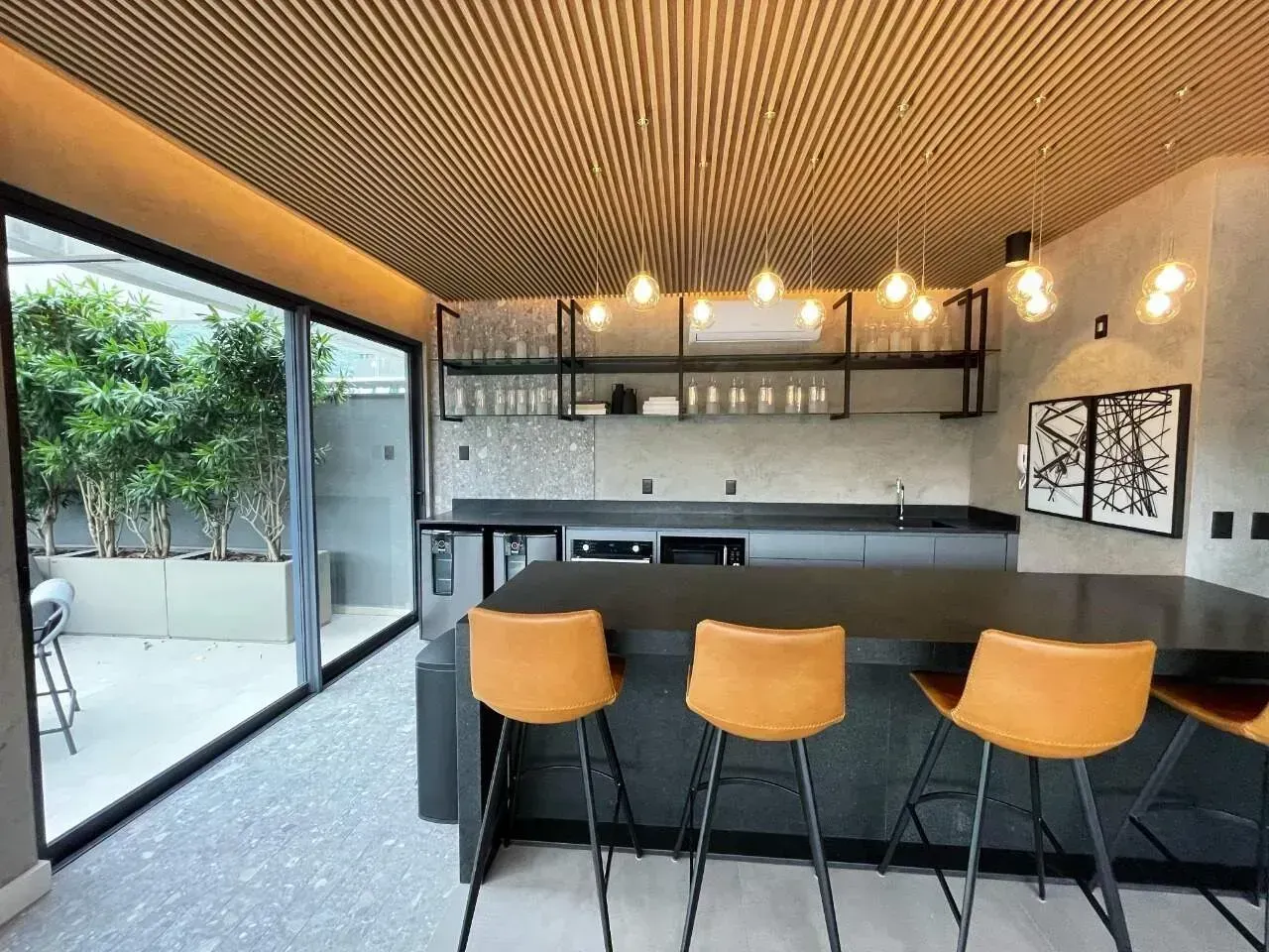 Furnished 61 m² apartment with 1 bedroom and terrace — photo 20