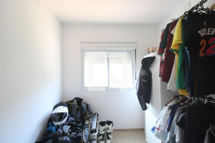 65 m² furnished apartment with balcony and 2 bedrooms — photo 4