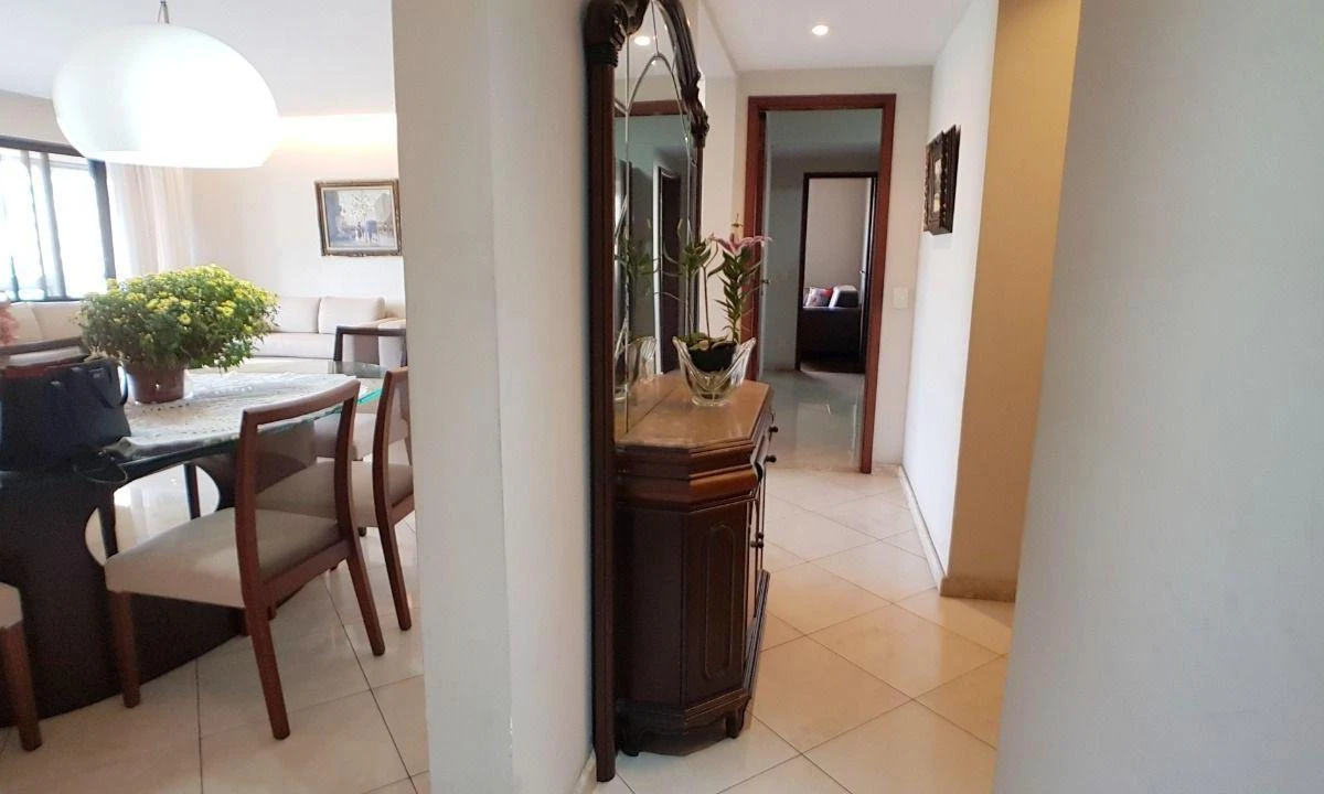 Furnished 201 m² apartment with 4 bedrooms and 3 parking — photo 25