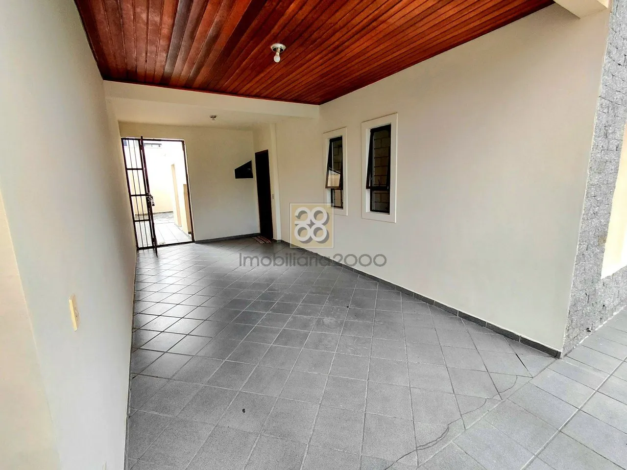 135 m² house with 3 bedrooms and 1 en-suite — photo 4