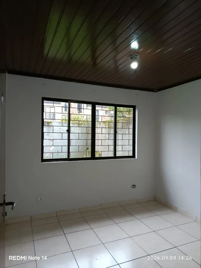 Rental house with 3 bedrooms and 1 en-suite — photo 3