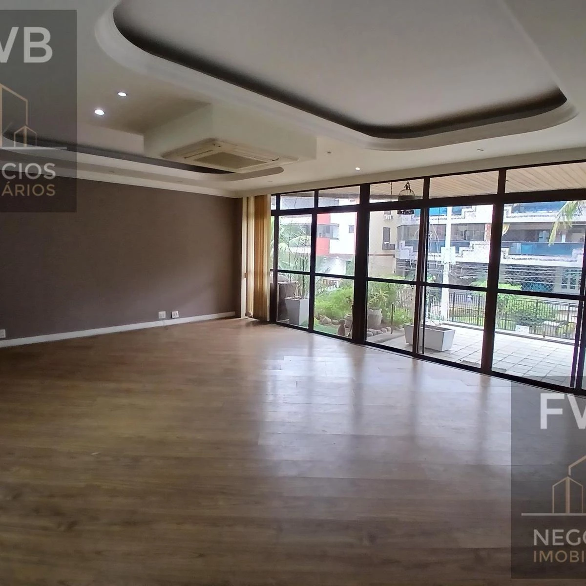 3-bedroom apartment with a home office — photo 22