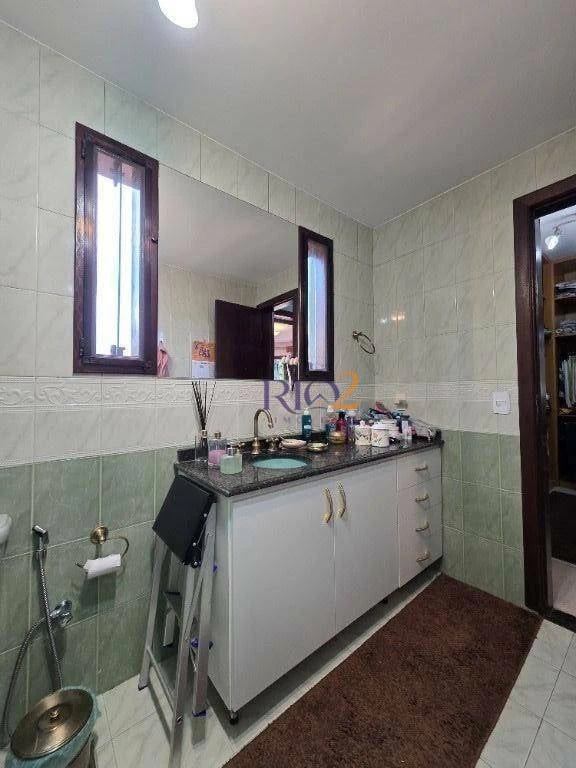 Casa mobiliada com 3 quartos, 4 banheiros e 5 vagas — photo 2