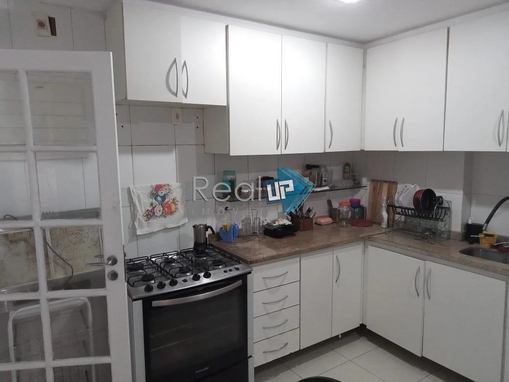 Apartamento com 4 quartos e varanda — photo 25
