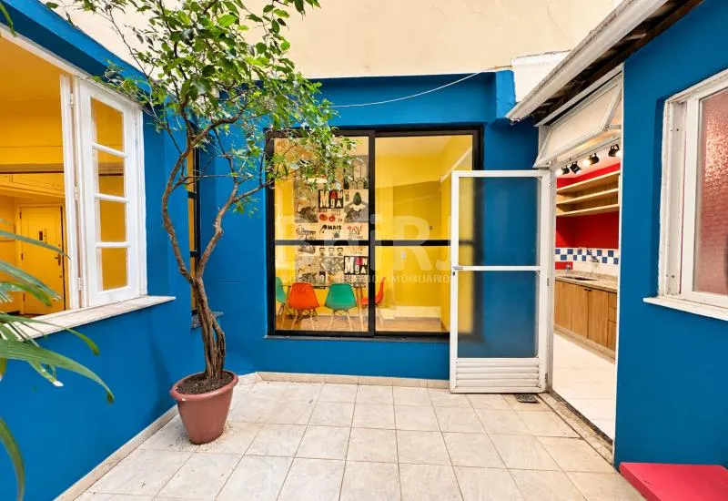 Apartment, 70 m², with wood or laminate floors — photo 18
