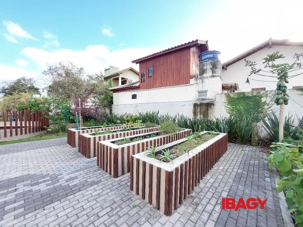 Furnished 110 m² apartment with 3 bedrooms and suite — photo 25