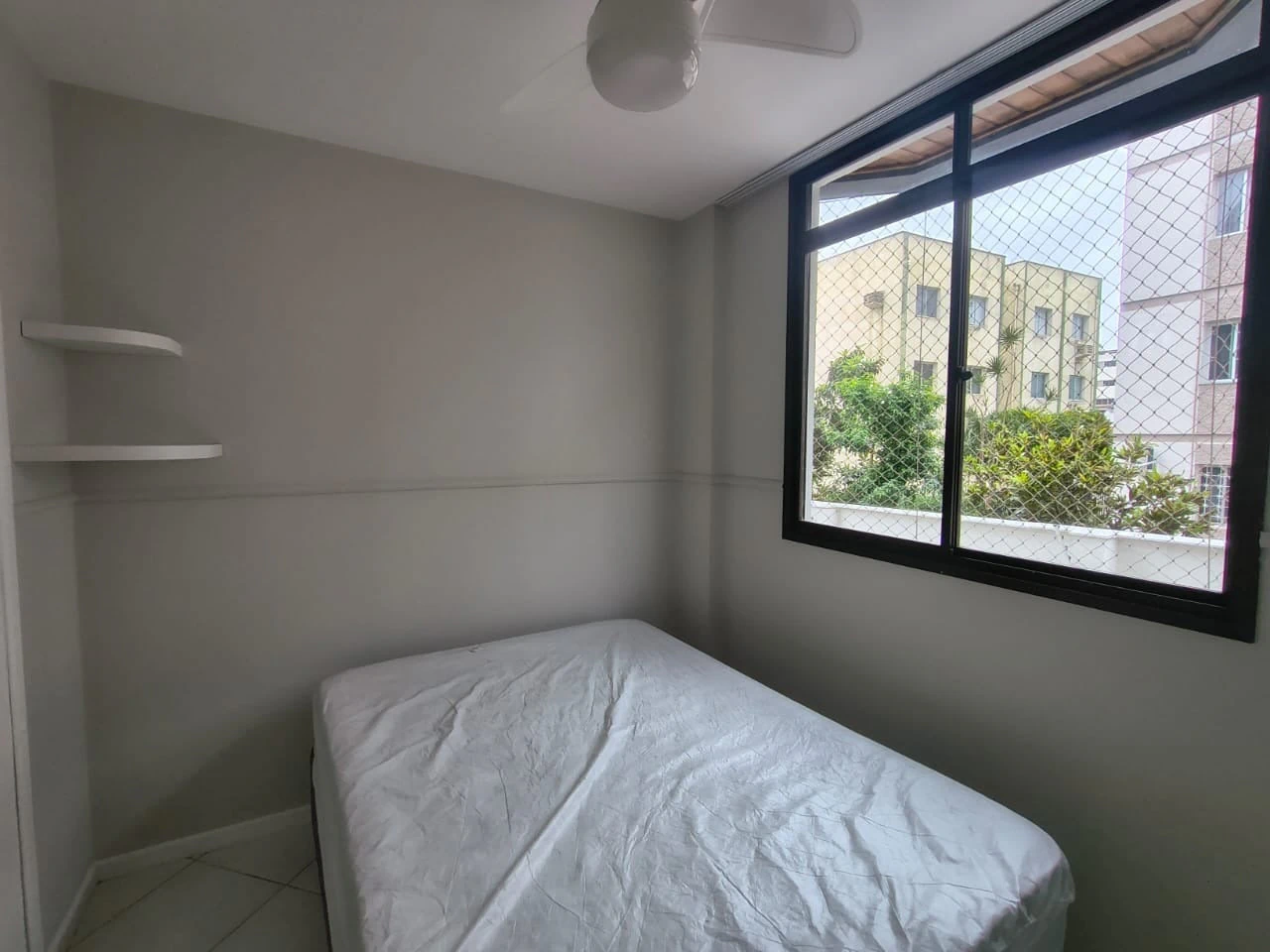 Floor-to-ceiling windows in a 3-bedroom apartment, 90 m² — photo 20