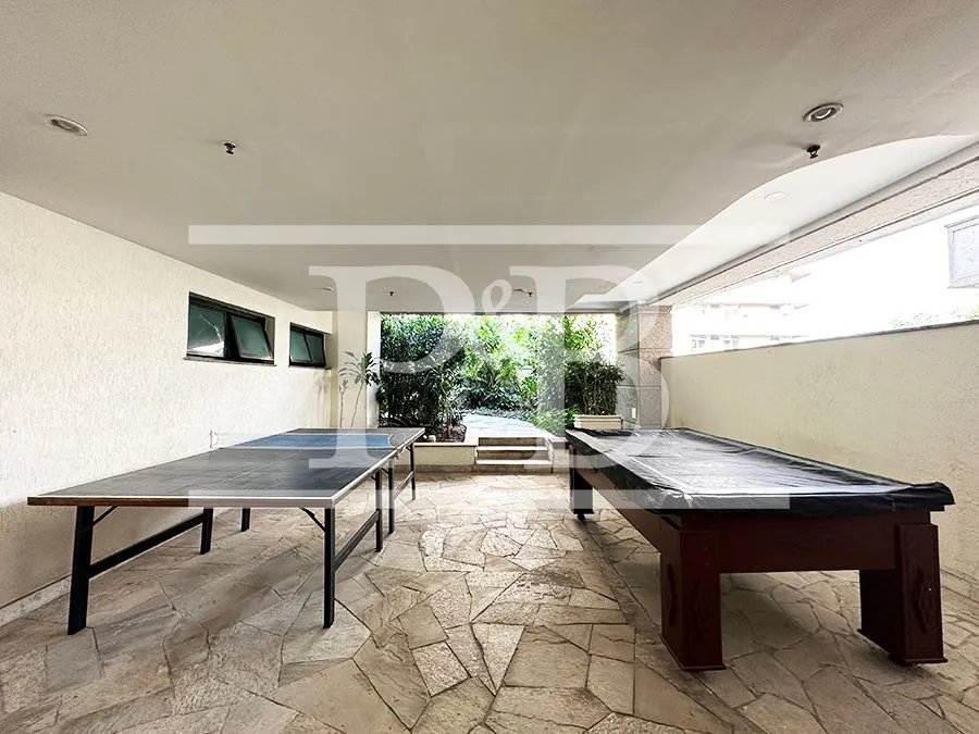 4-bedroom apartment with 266 m² and 4 parking spaces — photo 38