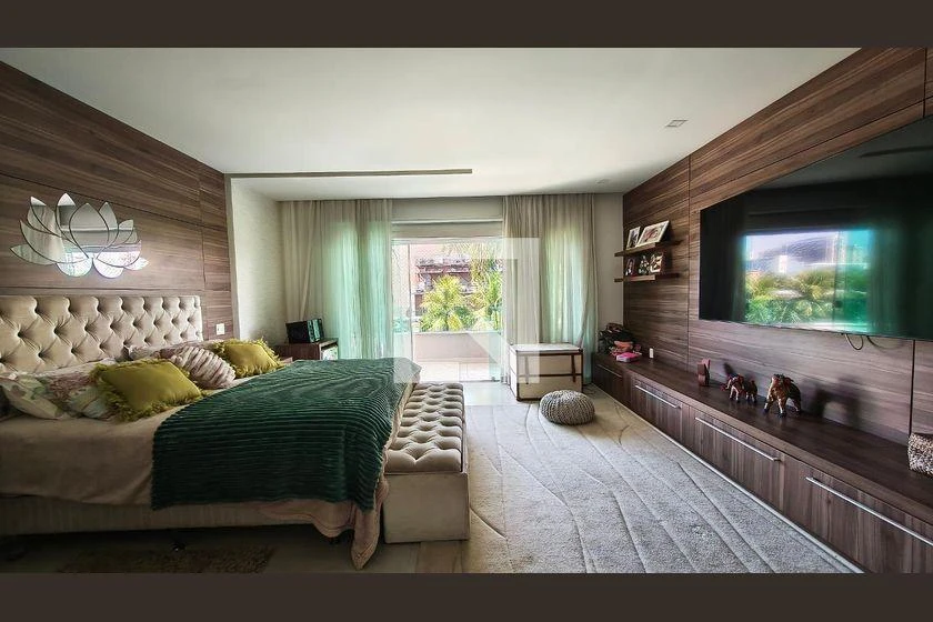 Casa em condomínio com 7 quartos e 9 banheiros — photo 3