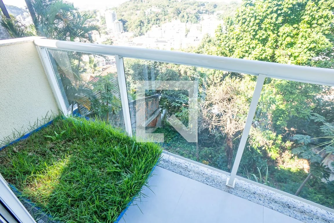 Casa mobiliada, 120 m², com janelas do piso ao teto — photo 78