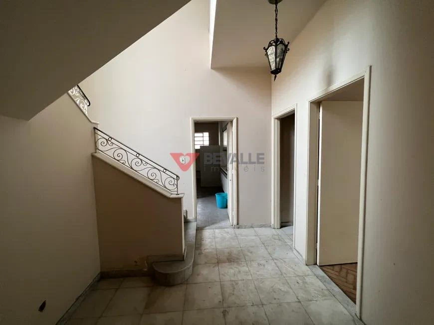 House with 7 bedrooms and built-in closets 350 m² — photo 12